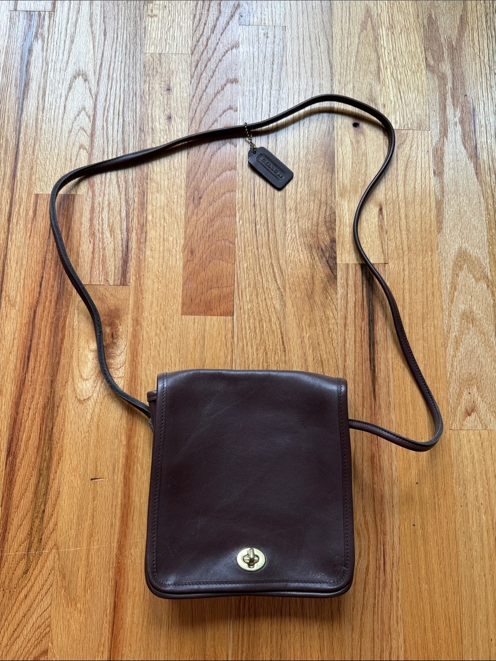 COACH #9620 Compact Pouch Leather Crossbody Bag vintage